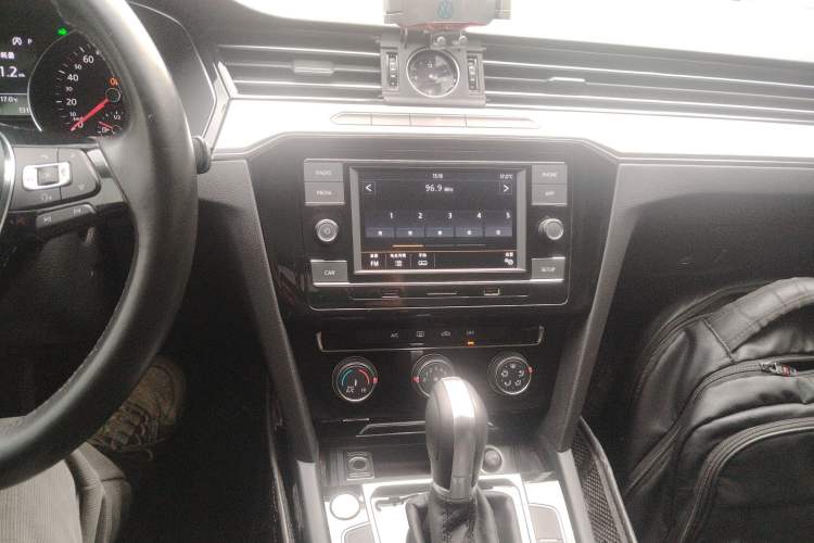 Used Volkswagen Magotan 2018 330TSI DSG Advanced Model
