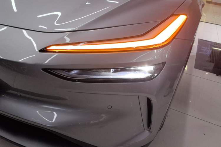 Used ONVO L60 2024 60 kWh Rear-Drive Version
