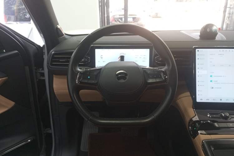 Used Nio ES8 2020 415 km Range 6-Seater Version
