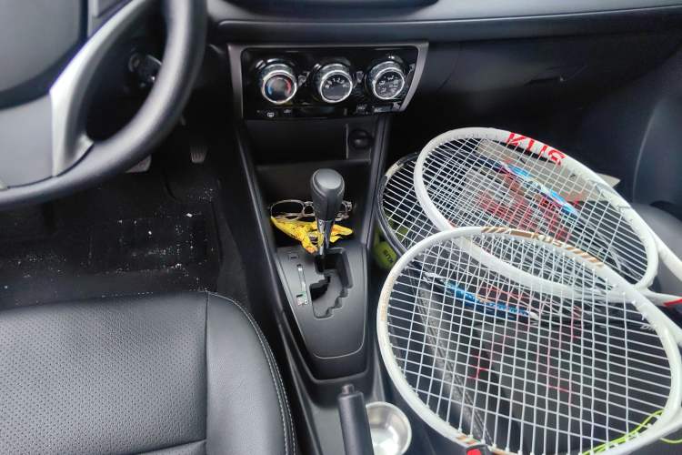 Used Toyota YARiS L 2017 1.5E CVT Dynamic Edition