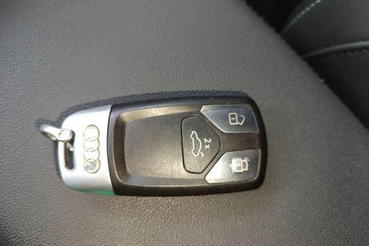 Used Audi A4L 2020 40 TFSI Fashion Dynamic Model