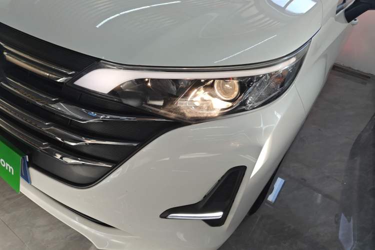 Used GAC Trumpchi M6 2021 270T DCT Luxury Edition (7 Seats)