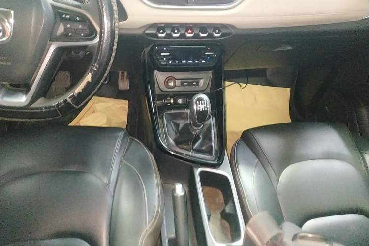 Used Baojun 530 2018 1.5T Manual Luxury Model China V Standard
