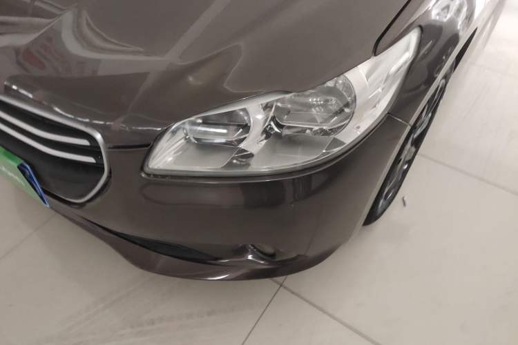 Used Peugeot 301 2014 1.6L Manual Comfort Edition
