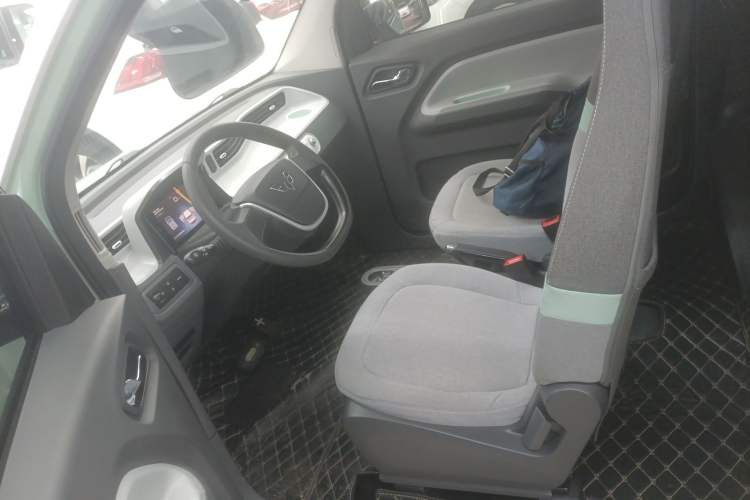 Used Wuling Hongguang MINIEV 2022 Macaron Fashion Model Lithium Iron Phosphate
