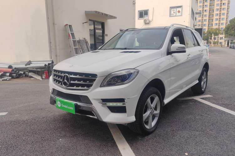 Used Mercedes-Benz M-Class 2014 ML 400 4MATIC Dynamic Model