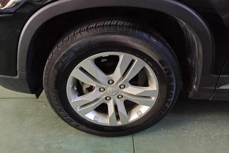 Used Changan CS75 2016 1.8T Automatic Elite Model China V Standard
