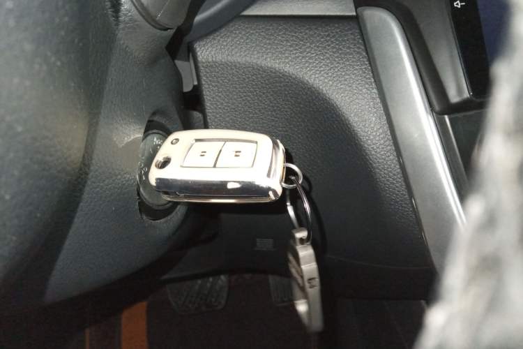 Used Nissan Tiida 2024 1.6L CVT Cool Dynamic Edition
