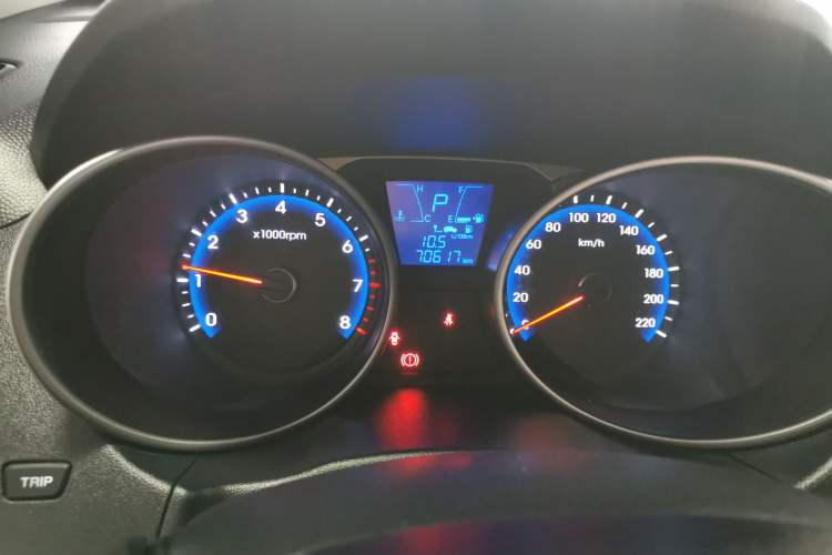 Used Hyundai ix35 2015 2.0L Automatic 2WD Smart Type China IV
