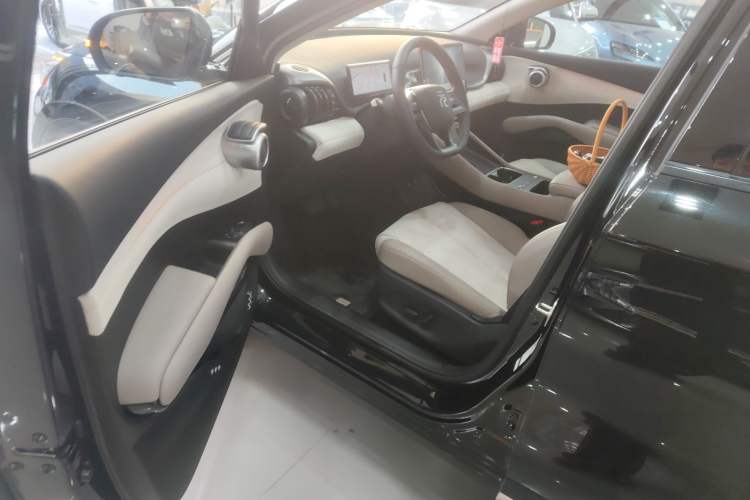 Used BYD Yuan PLUS 2025 Intelligent Driving Version 430 KM Beyond-Range Edition
