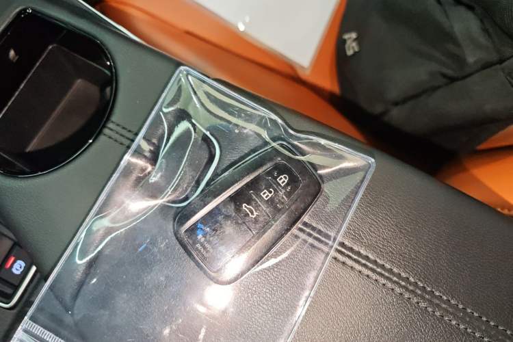 Used Toyota Avalon 2019 2.0L Ambition Edition China VI