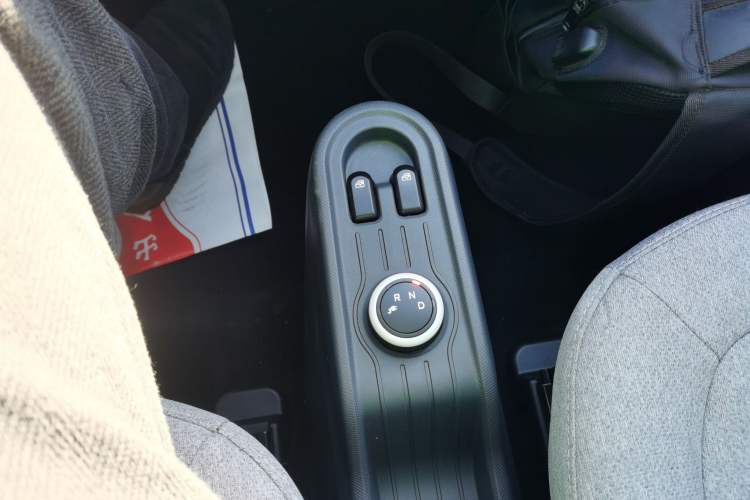 Used Wuling Hongguang MINIEV 2022 Macaron Fashion Edition Lithium-Nickel-Cobalt-Alpha-oxide