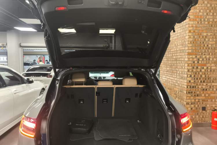 Used Porsche Macan 2018 Macan 2.0T