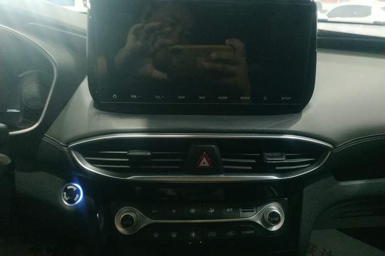 Used Hyundai Santa Fe 2020 380 TGDi Automatic Two-Wheel Drive GLS Luxury Edition