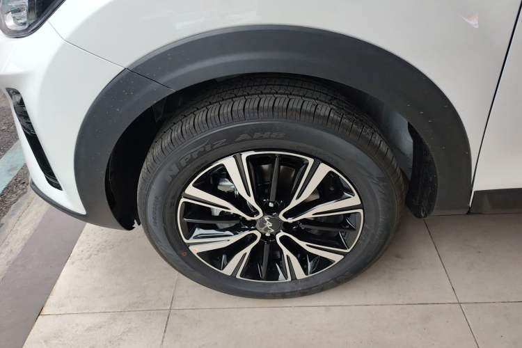 Used Kia kx1 Stonic 2021 1.4L CVT Sunroof Model