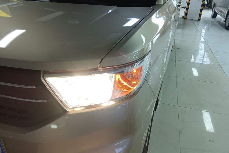 Used Wuling Hongguang V 2022 1.5L Enjoy Edition Electric-Powered LAR