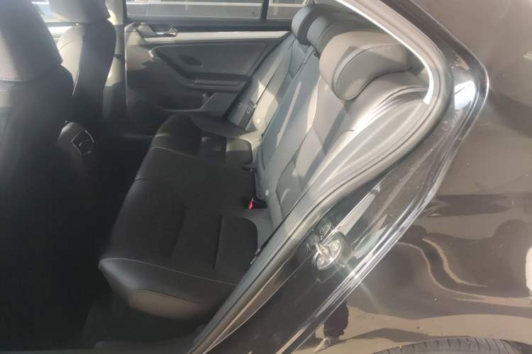 Used Volkswagen Sagitar 2018 1.6L Automatic Comfort Model
