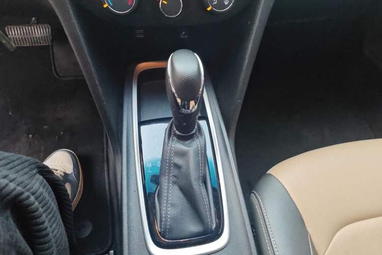 Used Chevrolet Monza 2020 320 Automatic Enjoyment Edition