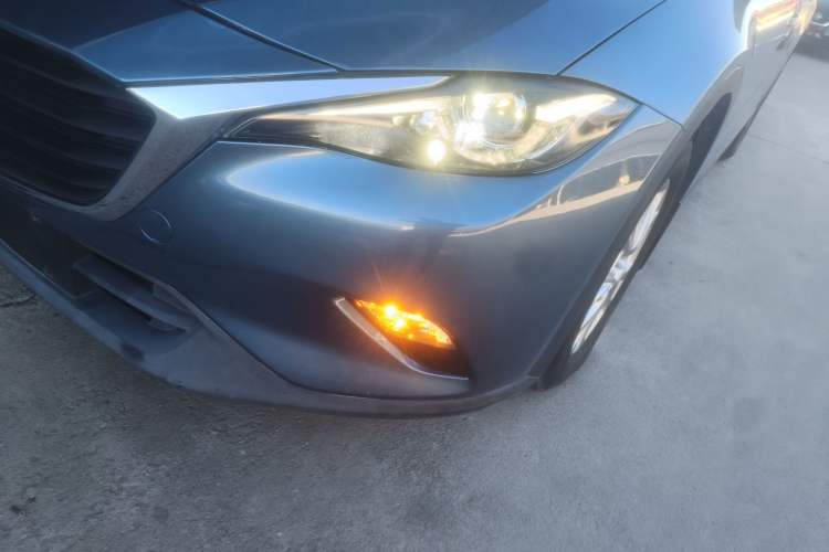 Used Mazda CX-4 2016 2.0L Automatic 2WD Blue Sky Dynamic Leather Edition
