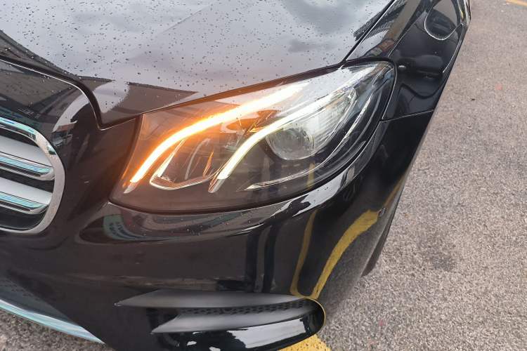 Used Mercedes-Benz E-Class 2018 Restyled E 300 L Sporty and Stylish Edition
