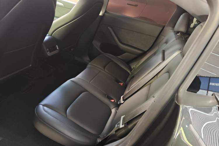 Used Tesla Model Y 2024 Rear-Wheel-Drive Version