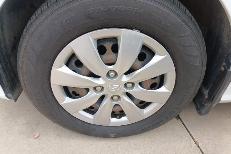 Used Hyundai Verna 2017 1.4L Manual Refreshed Version China V Standard