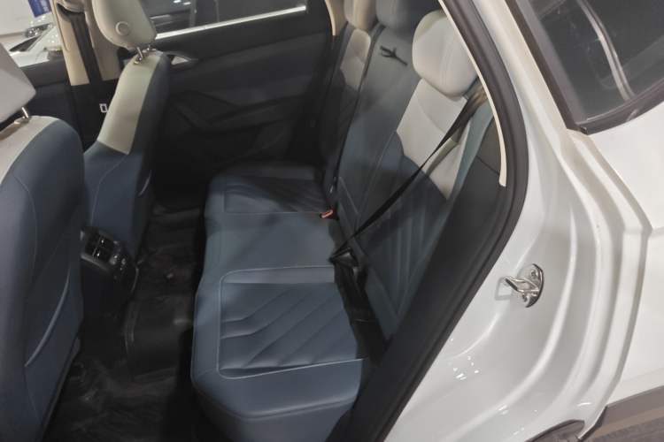 Used Volkswagen Tharu 2024 300TSI Two-Wheel-Drive Moon Luxury Edition
