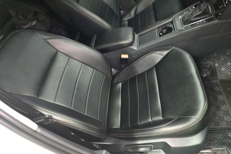 Used Volkswagen Lamando 2018 230TSI DSG Fashion Edition
