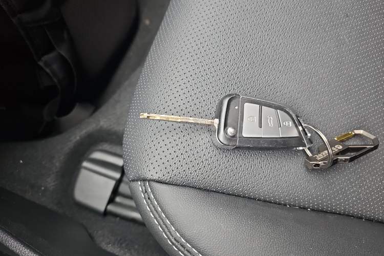 Used Honda Vezel 2017 1.5L CVT 2WD Comfort Model
