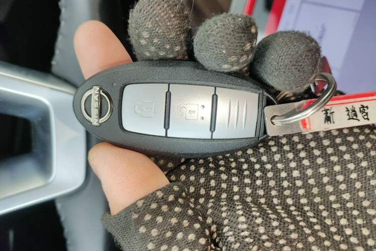 Used Nissan Qashqai 2025 Honor 2.0L CVT XV+ Leading Edition
