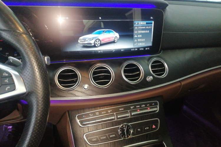 Used Mercedes-Benz E-Class 2018 Facelift E 200 L Sport 4MATIC
