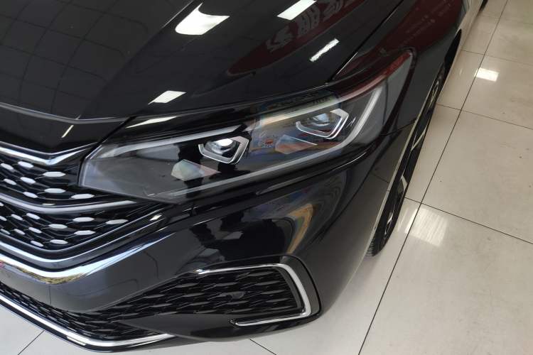 Used Volkswagen Passat 2023 330TSI Starry Luxury Edition
