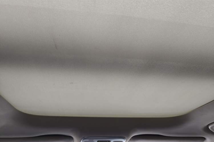 Used Geely Auto Emgrand X7 Sport 2016 2.0L Manual Smart Connect Version
