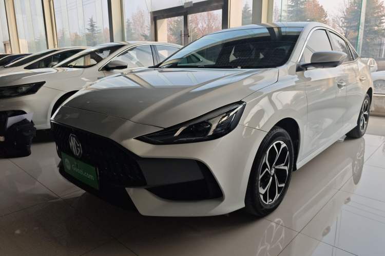 Used MG 5 2023 180 DVVT CVT Luxury Edition
