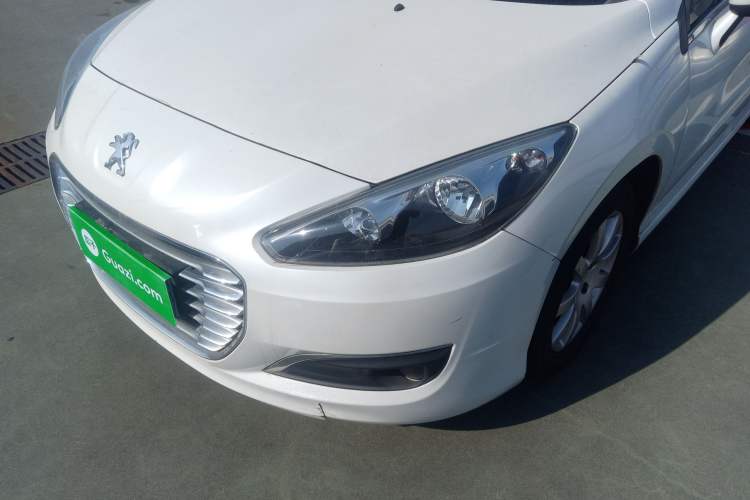 Used Peugeot 308 2014 Enjoy Edition Classic 1.6L Automatic Premium Model
