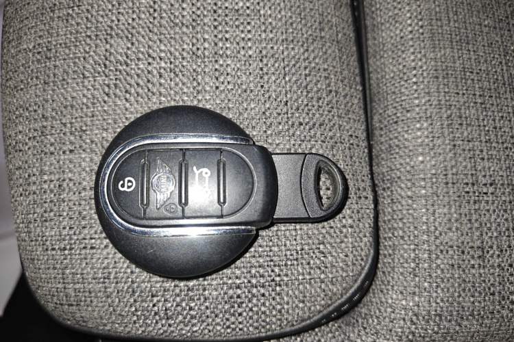 Used MINI MINI 2019 1.5T COOPER Classic Edition
