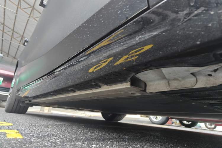 Used  E8 2024 550 km Range Rear-Drive MAX
