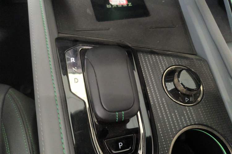 Used Zeekr 001 2021 Ultra-Long Range Dual-Motor YOU Version
