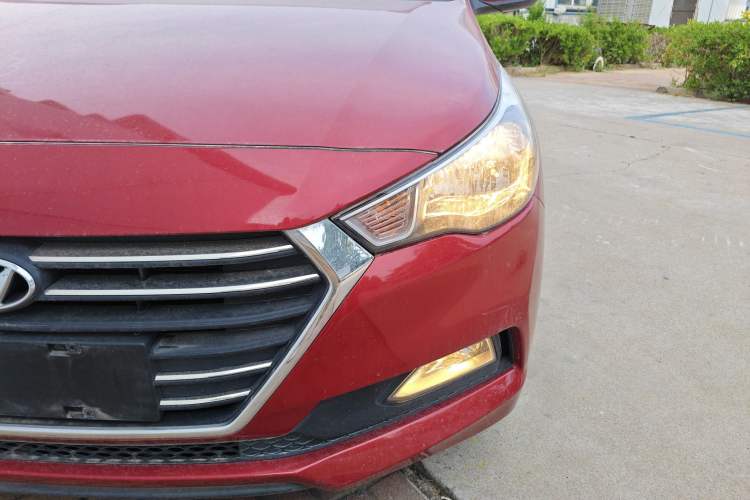 Used Hyundai Verna 2016 1.4L Manual Cool Edition GLS
