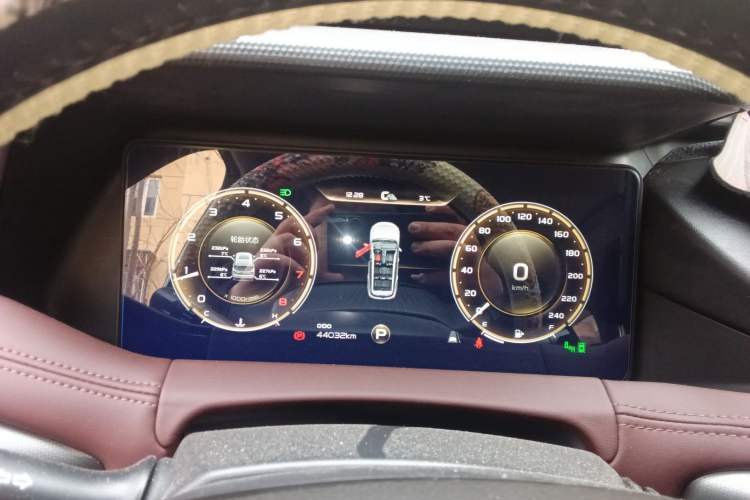 Used Geely Auto Haoyue 2022 1.8TD DCT Flagship 7-Seater