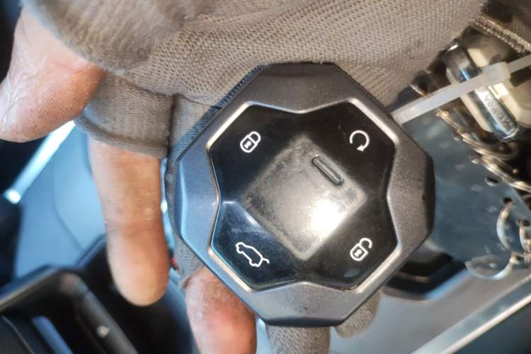 Used JETOUR Traveler 2023 2.0T All-Wheel Drive CrossPRO+
