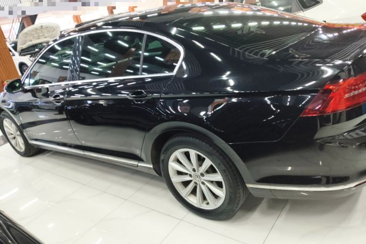 Used Volkswagen Magotan 2018 330TSI DSG Advanced Model
