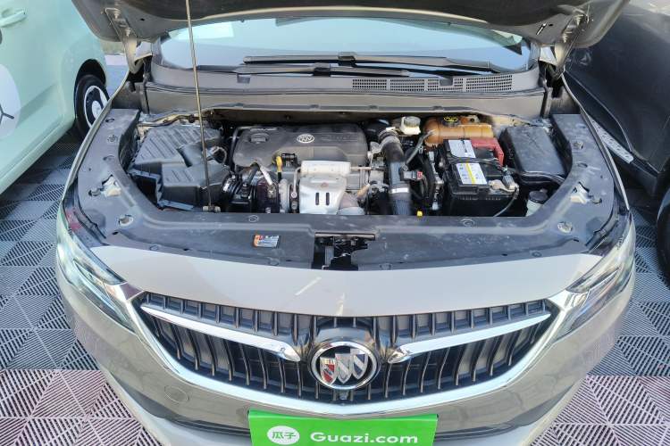 Used Buick GL6 2018 18T 6-Seater Elite Model
