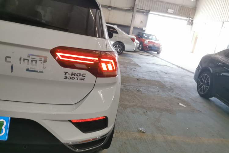 Used Volkswagen T-ROC 2019 230TSI DSG Two-Wheel-Drive Advanced Version China VI Standard