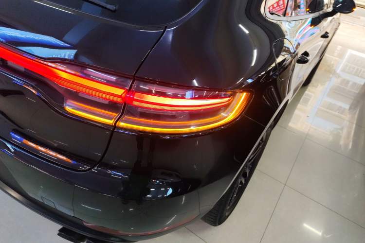 Used Porsche Macan 2018 Macan 2.0T