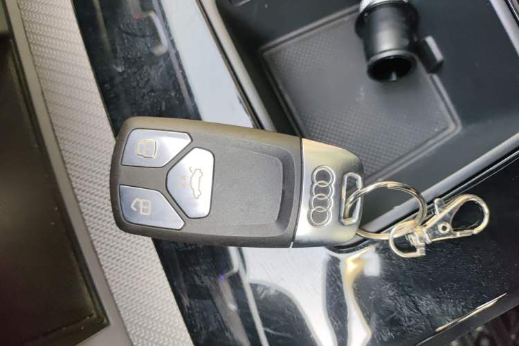 Used Audi Q5L 2022 40T Fashionable and Dynamic Model