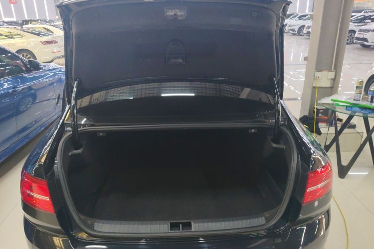 Used Volkswagen Magotan 2019 330TSI DSG Leading Edition China V Standard
