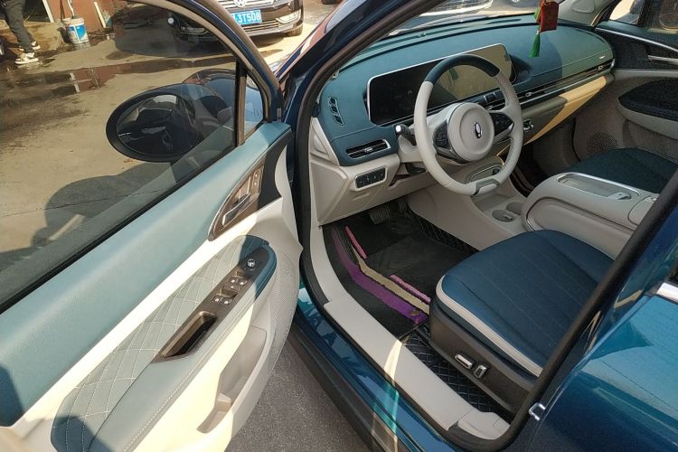 Used ORA Good Cat 2023 401 km Standard Range Premium Version Lithium Iron Phosphate
