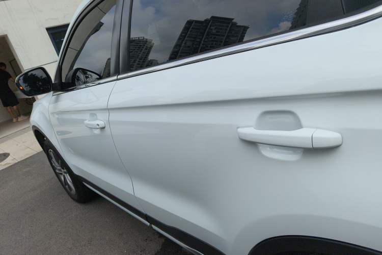 Used Geely Auto Emgrand X7 Sport 2018 2.0L Manual Two-Wheel Drive Zhiya Version
