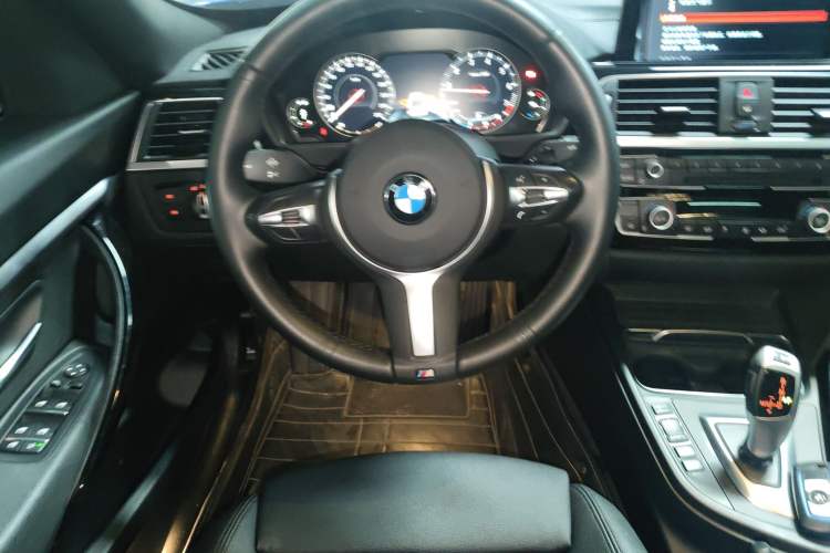 Used BMW 3 Series GT 2019 320i M Sport Package
